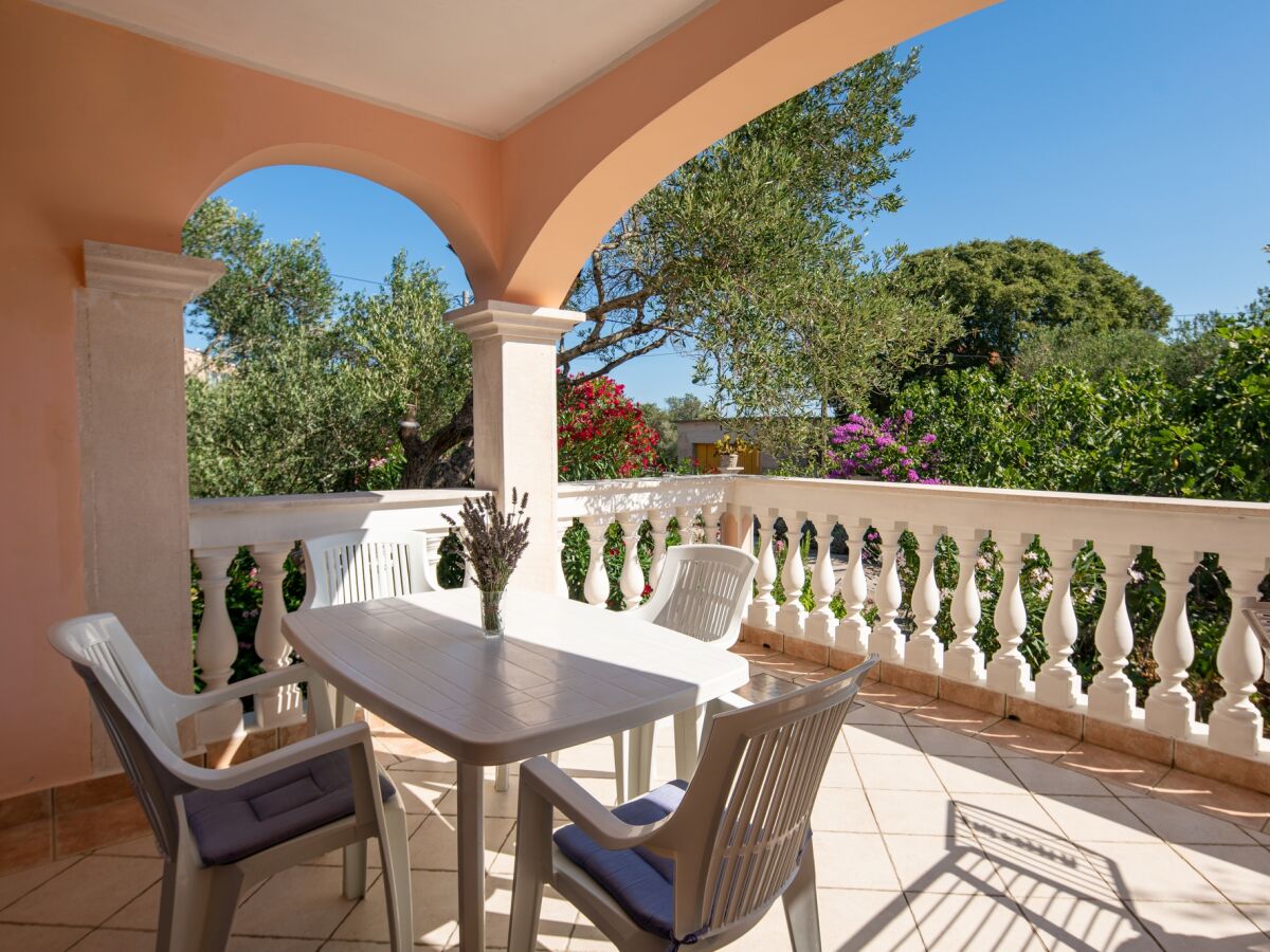 Apartment Two bedroom apartment with terrace Pašman A-8214-a