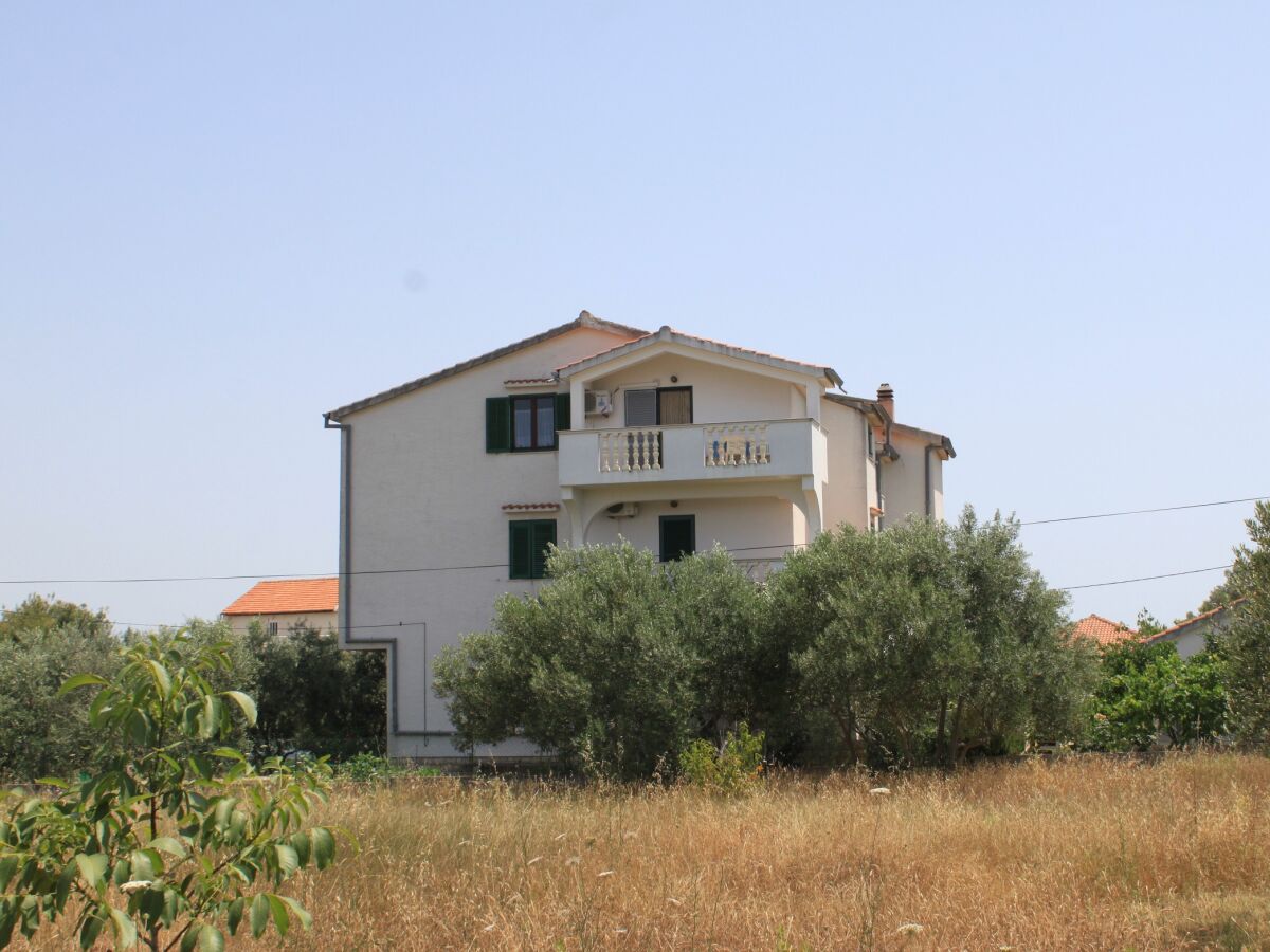 Apartment One bedroom apartment with terrace and sea view Neviđane, Pašman A-8273-b - Outdoor photo 3