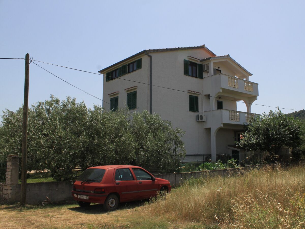 Apartment One bedroom apartment with terrace and sea view Neviđane, Pašman A-8273-b - Outdoor photo 5