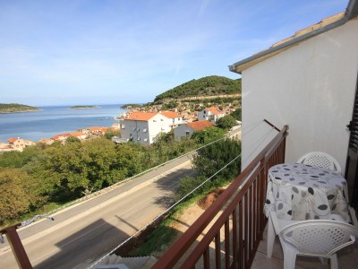 Apartment Two bedroom apartment with balcony and sea view Vis A-8448-a in Vis - Apartment