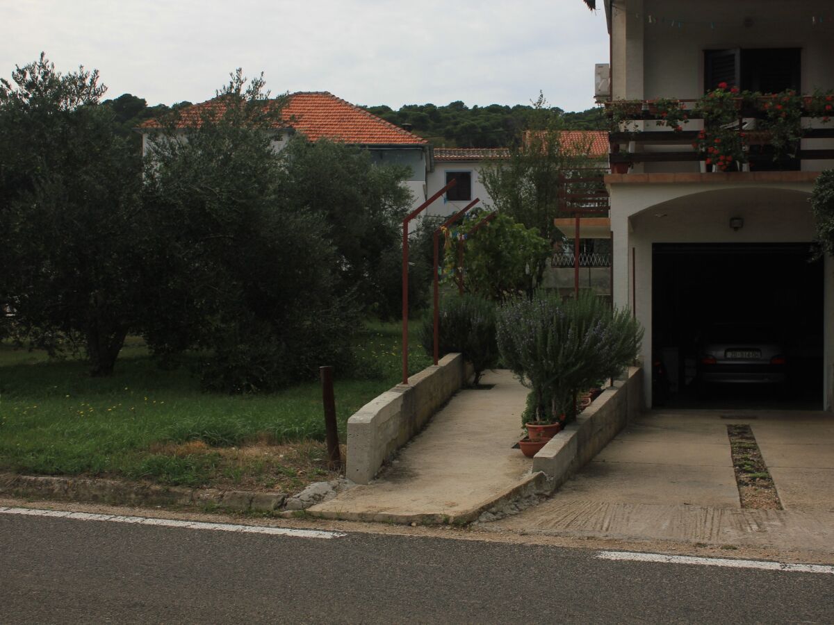 Apartment Two bedroom apartment with terrace and sea view Kraj, Pašman A-8502-a - Outdoor photo 4