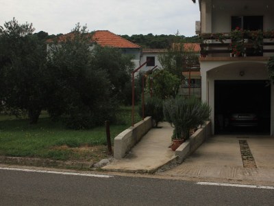 Apartment One bedroom apartment with terrace and sea view Kraj, Pašman A-8502-b - Outdoor photo 4