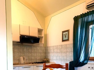 Apartment Two bedroom apartment with terrace Kukljica, Ugljan A-8293-c - Outdoor photo 7