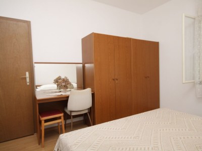 Apartment Two bedroom apartment with terrace Kukljica, Ugljan A-8277-a - Outdoor photo 7