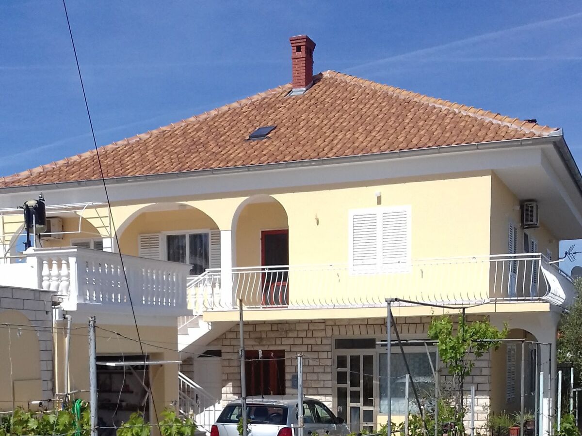 Apartment One bedroom apartment with balcony and sea view Kukljica, Ugljan A-8277-c - Outdoor photo 2