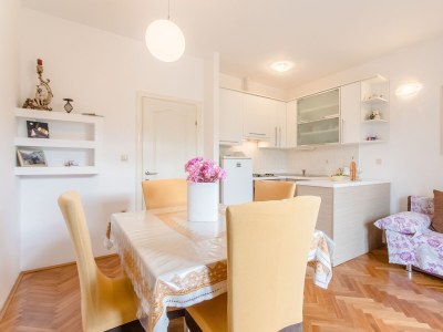 Apartment One bedroom apartment near beach Duće, Omiš A-8378-a - Outdoor photo 15