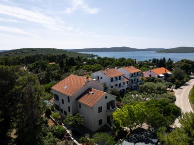 Apartment One bedroom apartment with terrace and sea view Muline, Ugljan A-8521-d - Outdoor photo 3