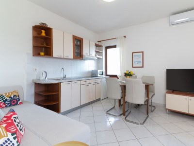 Apartment One bedroom apartment with terrace and sea view Muline, Ugljan A-8521-d - Outdoor photo 16