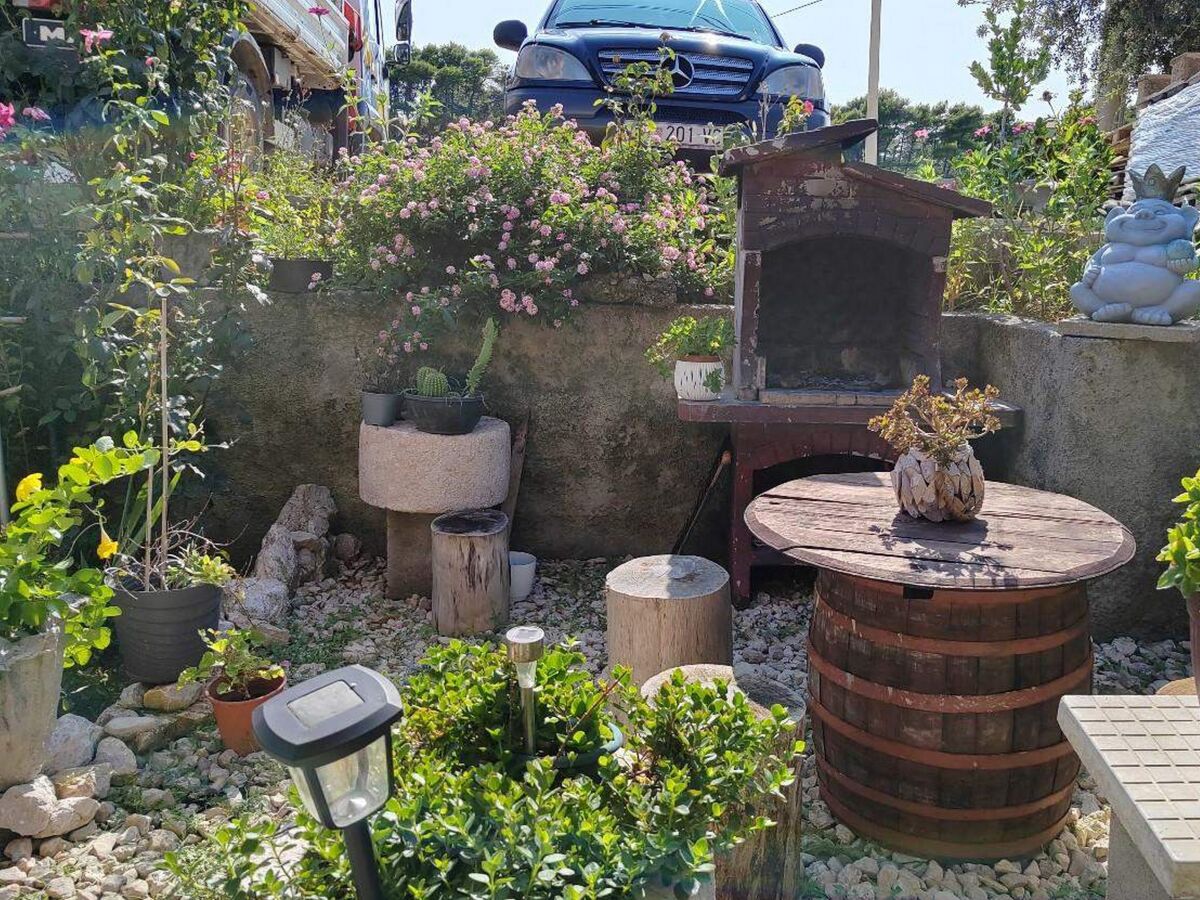 Apartment Four-bedroom apartment with terrace Mundanije, Rab A-23299-a - Outdoor photo 5