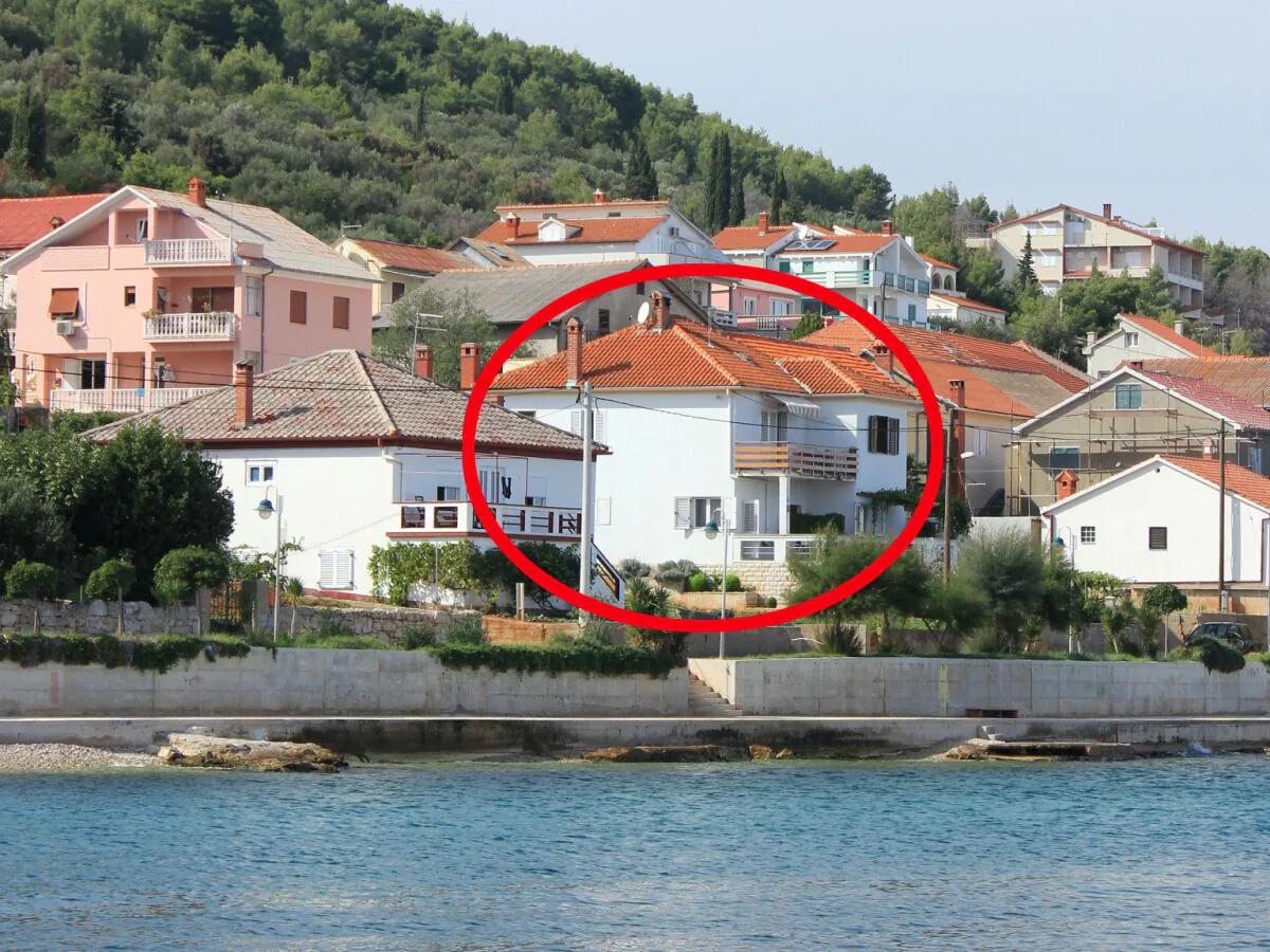 Apartment One bedroom apartment near beach Kali, Ugljan A-8503-b