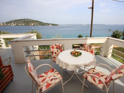 Apartment One bedroom apartment near beach Kali, Ugljan A-8503-b - Outdoor photo 35