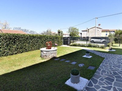 Apartment Two bedroom apartment with terrace Čepljani, Umag A-23565-a - Outdoor photo 15