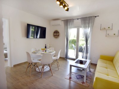 Apartment Two bedroom apartment with terrace Čepljani, Umag A-23565-a - Outdoor photo 17