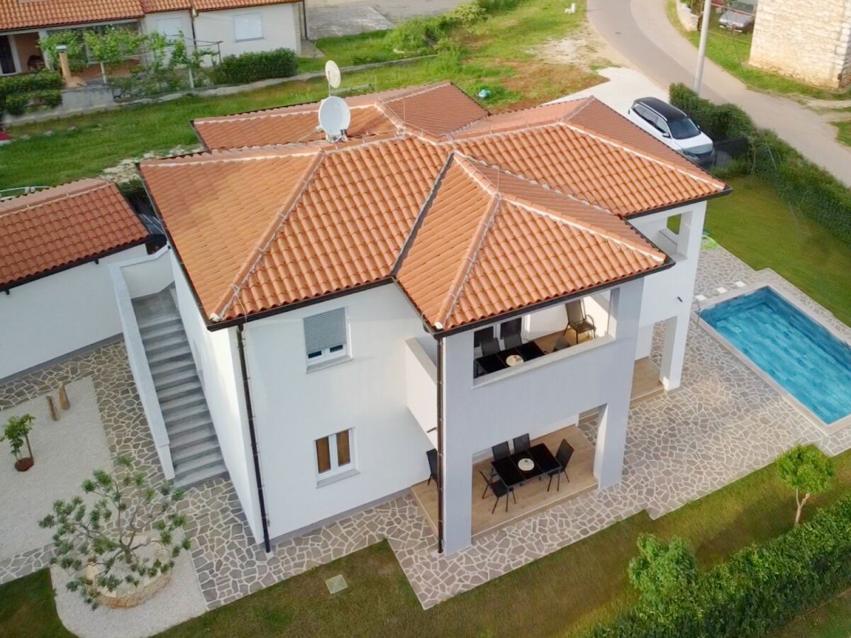 Apartment Two bedroom apartment with terrace Čepljani, Umag A-23565-b - Outdoor photo 3