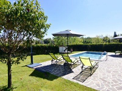 Apartment Two bedroom apartment with terrace Čepljani, Umag A-23565-b - Outdoor photo 9