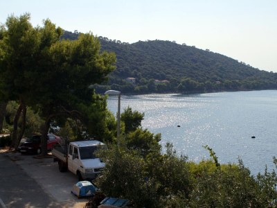 Apartment Studio flat near beach Ubli, Lastovo AS-8354-a - Outdoor photo 12