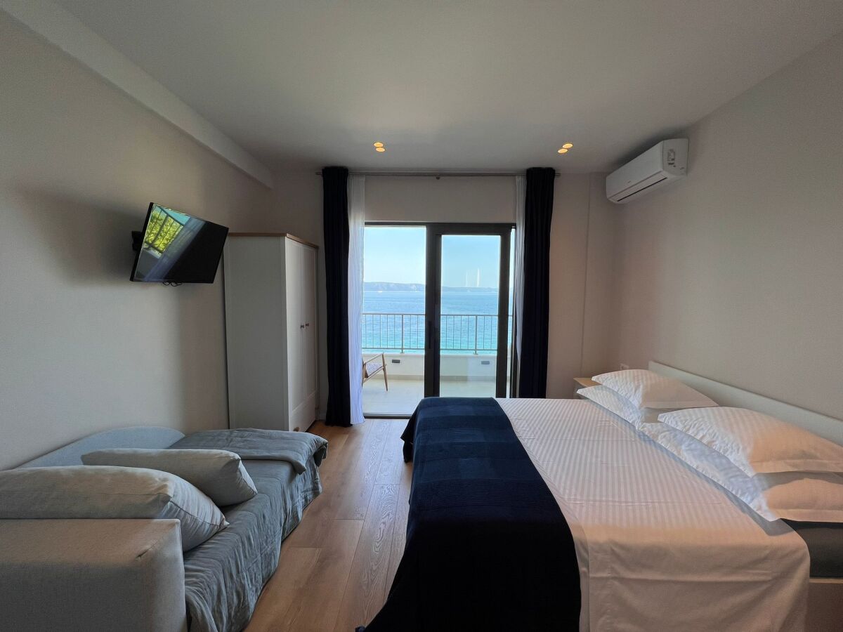 Apartment Studio flat near beach Gornja Podgora, Makarska AS-21736-a