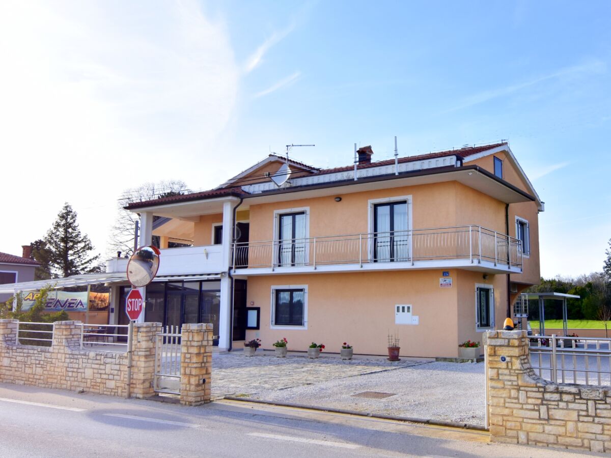 Apartment One bedroom apartment with terrace Savudrija, Umag A-22559-b - Outdoor photo 2