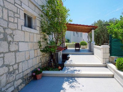 Apartment One bedroom apartment near beach Lumbarda, Korčula A-9325-b - Outdoor photo 11
