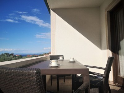 Apartment Four-bedroom apartment with terrace and sea view Mali Lošinj, Lošinj A-7978-b - Outdoor photo 39