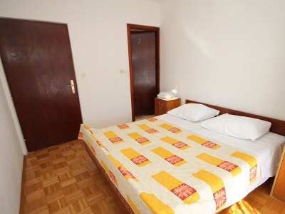 Apartment Two bedroom apartment near beach Zavalatica, Korčula A-9315-a - Outdoor photo 23