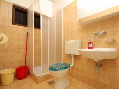 Apartment Two bedroom apartment near beach Zavalatica, Korčula A-9315-a - Outdoor photo 29