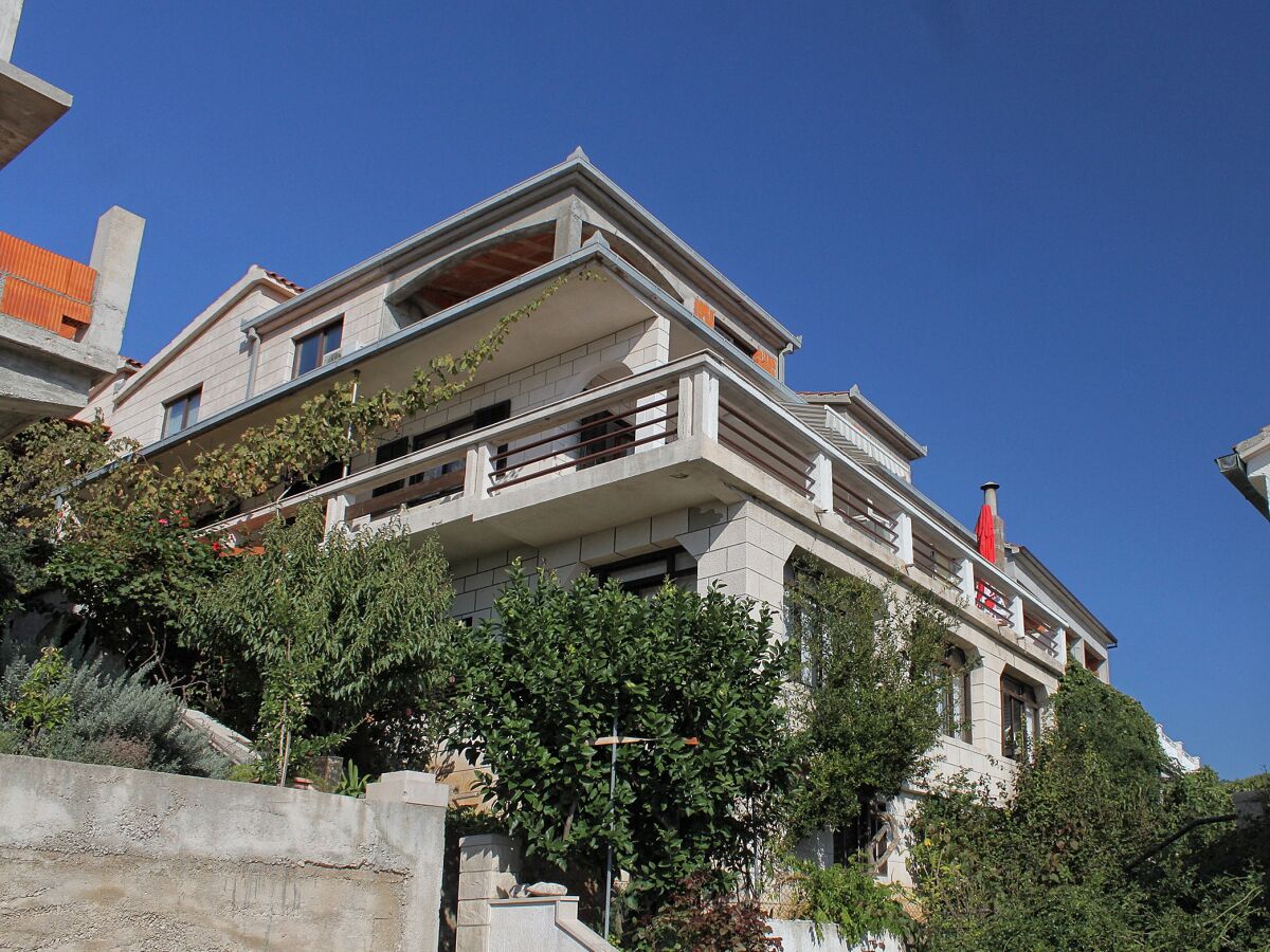 Apartment Two bedroom apartment near beach Zavalatica, Korčula A-9315-b - Outdoor photo 2