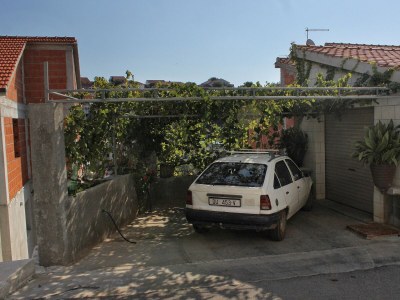 Apartment Two bedroom apartment near beach Zavalatica, Korčula A-9315-b - Outdoor photo 16