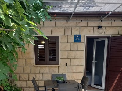 Apartment Studio flat with terrace Postira, Brač AS-9241-a - Outdoor photo 13