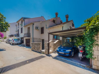 Apartment Two bedroom apartment with air-conditioning Dubrovnik A-9073-b in Dubrovnik - Apartment