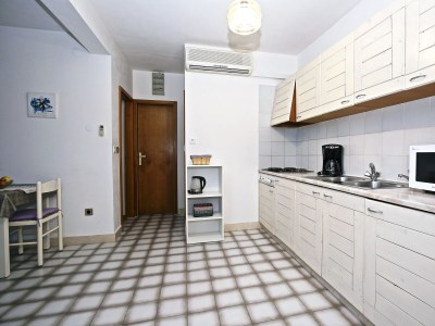 Apartment One bedroom apartment near beach Prižba, Korčula A-9255-a - Outdoor photo 16