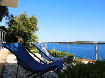 Apartment Two bedroom apartment near beach Prižba, Korčula A-9255-b - Outdoor photo 9