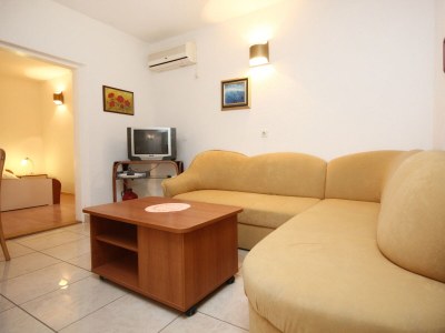 Apartment Two bedroom apartment with terrace Orebić, Pelješac A-10075-e - Outdoor photo 11