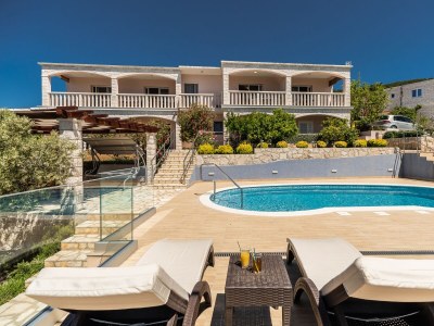 Apartment Two bedroom apartment near beach Prižba, Korčula A-10056-c - Outdoor photo 2