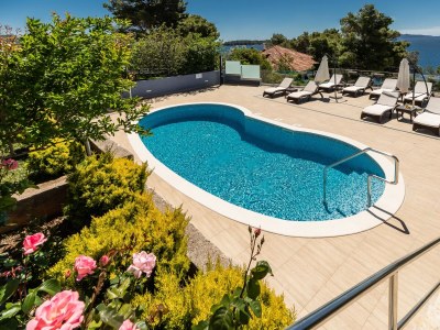 Apartment Two bedroom apartment near beach Prižba, Korčula A-10056-c - Outdoor photo 9