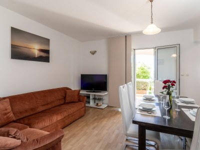 Apartment Two bedroom apartment near beach Prižba, Korčula A-10056-c - Outdoor photo 27