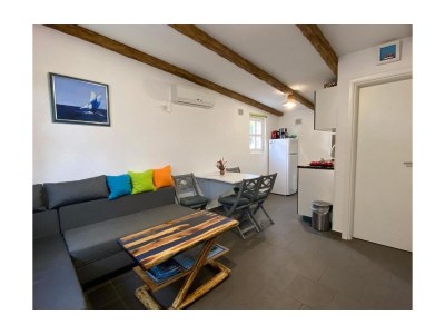 Holiday house Two bedroom house with terrace and sea view Sveti Jakov, Lošinj K-24017 - Outdoor photo 16