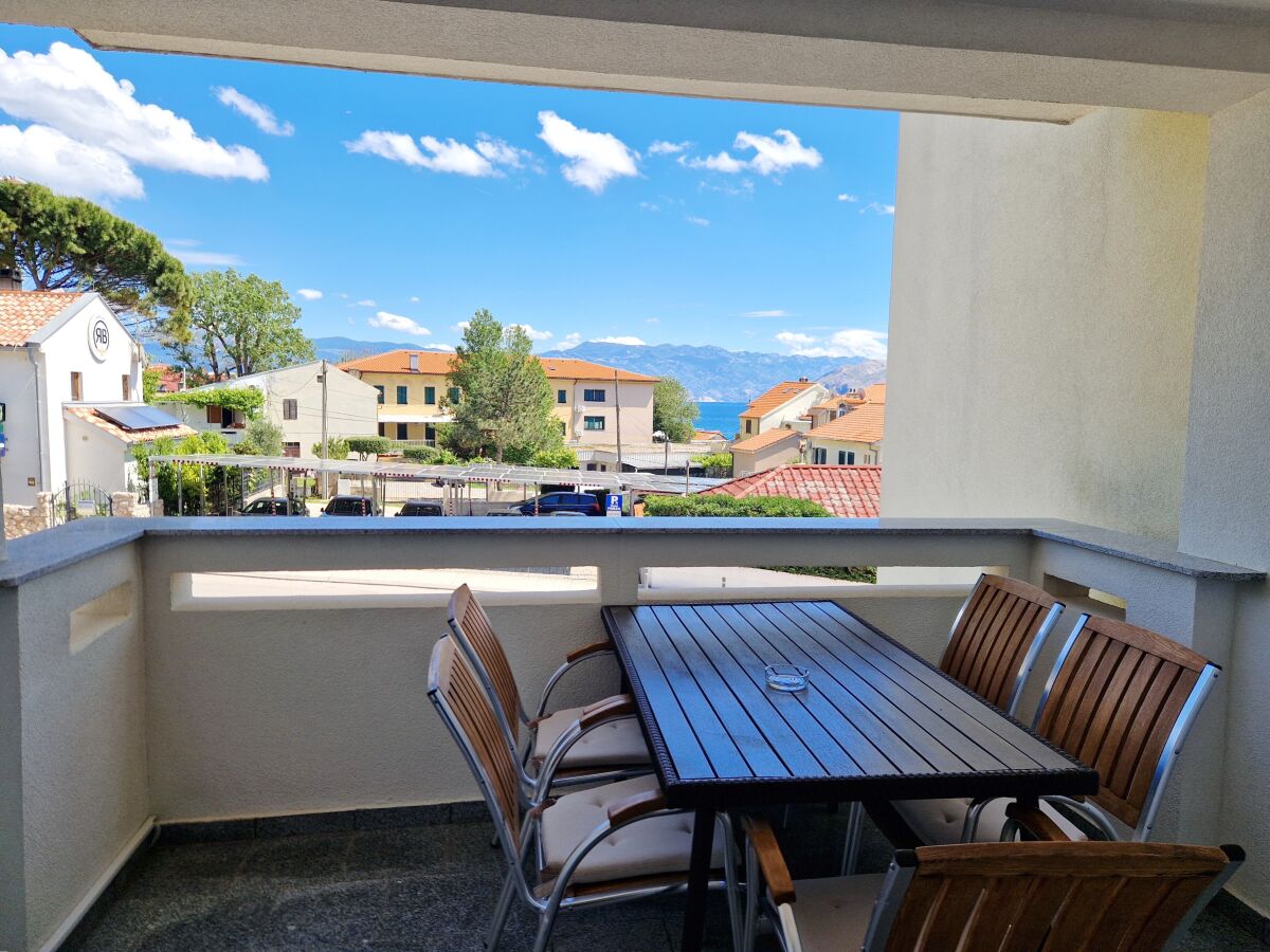 Apartment Two bedroom apartment with terrace Baška, Krk A-18775-c