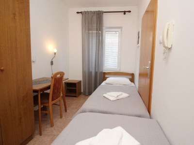 Apartment Two bedroom apartment with terrace Baška, Krk A-18775-d - Outdoor photo 13