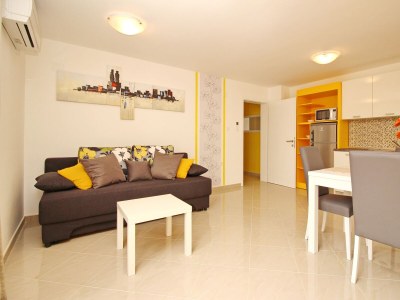 Apartment One bedroom apartment with terrace Baška, Krk A-18780-c - Outdoor photo 7