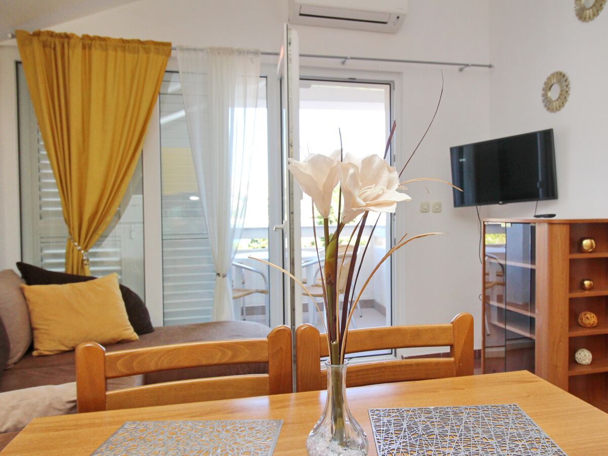 Apartment Two bedroom apartment with balcony and sea view Baška, Krk A-18794-a - Outdoor photo 3