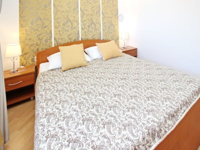 Apartment Two bedroom apartment with balcony and sea view Baška, Krk A-18794-a - Outdoor photo 9