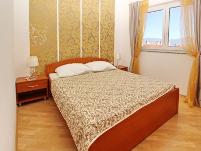 Apartment Two bedroom apartment with balcony and sea view Baška, Krk A-18794-a - Outdoor photo 10