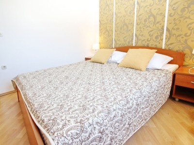 Apartment Two bedroom apartment with balcony and sea view Baška, Krk A-18794-a - Outdoor photo 11