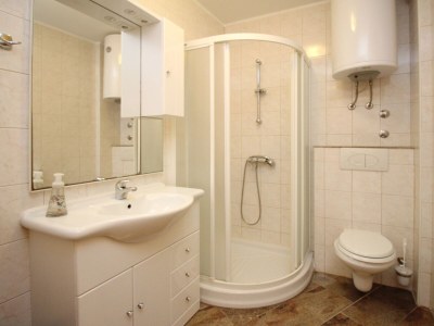 Apartment Two bedroom apartment with balcony and sea view Baška, Krk A-18794-c - Outdoor photo 9