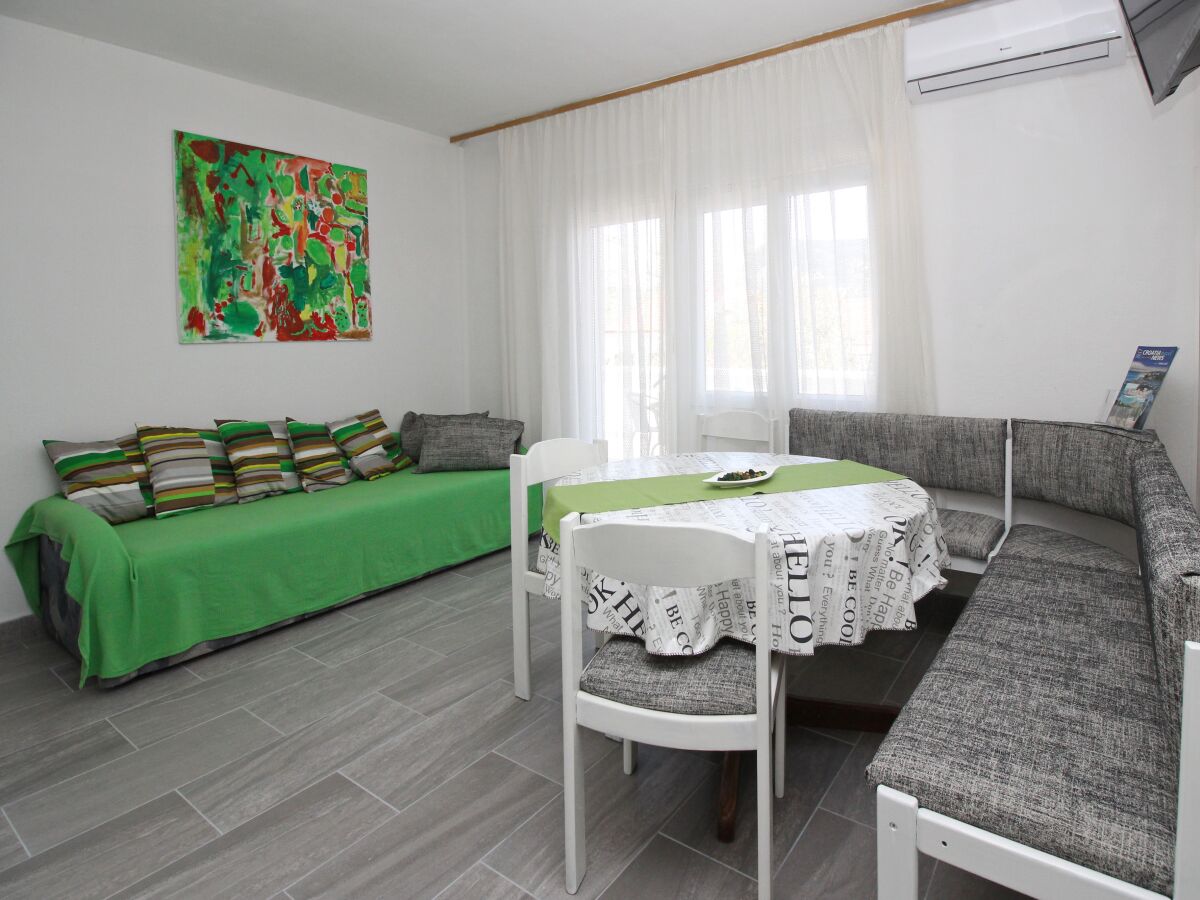 Apartment Two bedroom apartment with terrace Baška, Krk A-19215-c - Outdoor photo 2