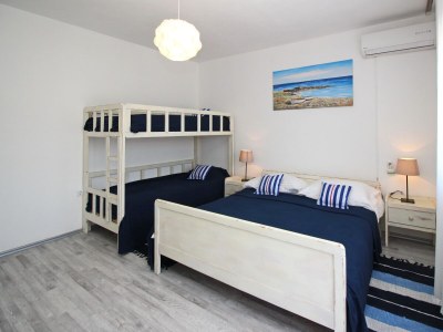 Apartment Two bedroom apartment with terrace Baška, Krk A-19215-c - Outdoor photo 8