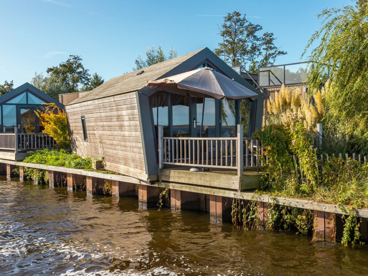 Bungalow Vakantiepark Wiedense meren - Tinyhouse havenzicht - Outdoor photo 2