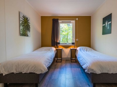 Chalet Vakantiepark De Wiltzangh- Vennenborg Lodge Hottub - Features photo 3