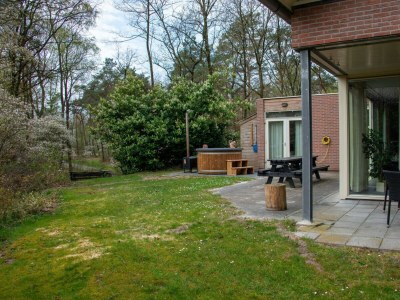 Chalet Vakantiepark De Wiltzangh - Familiehuis Wellness - Environment photo 13